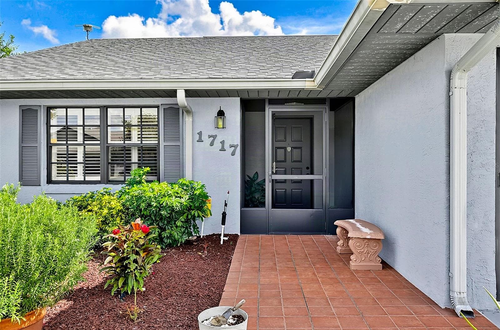 Single Family Residence at 1717 W ORANGEWOOD LN #4, AVON PARK, photo 2 of 21
