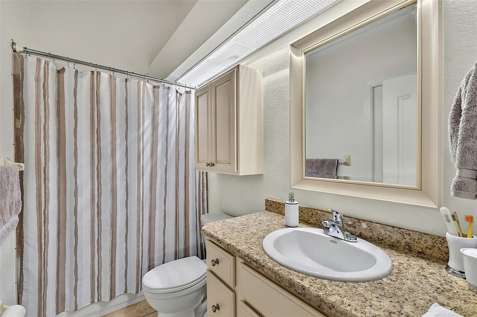 Single Family Residence at 1717 W ORANGEWOOD LN #4, AVON PARK, photo 11 of 21