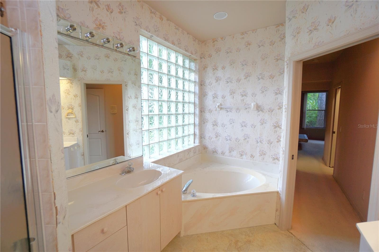 Single Family Residence at 10499 PRINCESS CT, PUNTA GORDA, photo 31 of 66