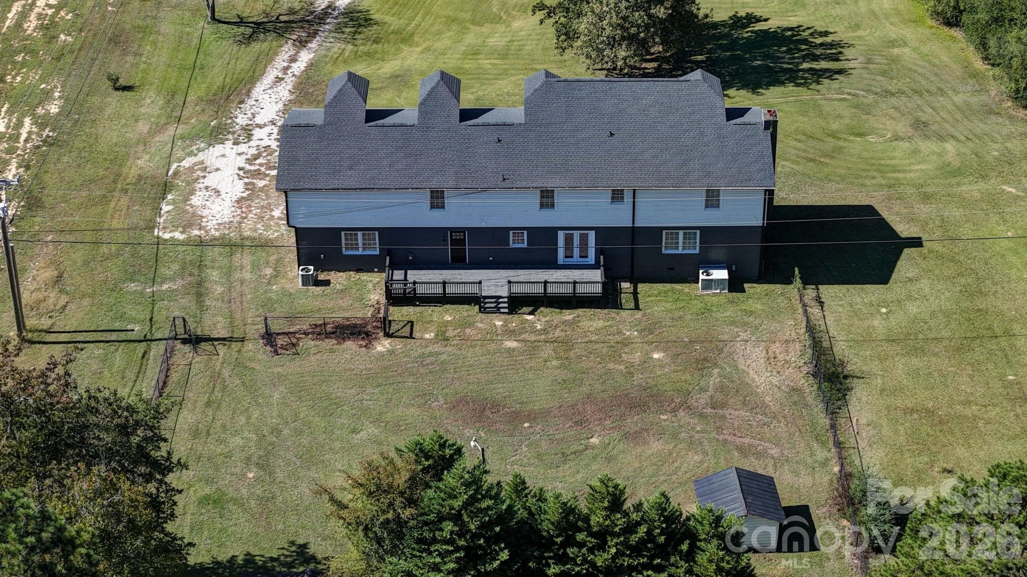 Single Family Residence at 330 Skyview Drive, Catawba, photo 4 of 48