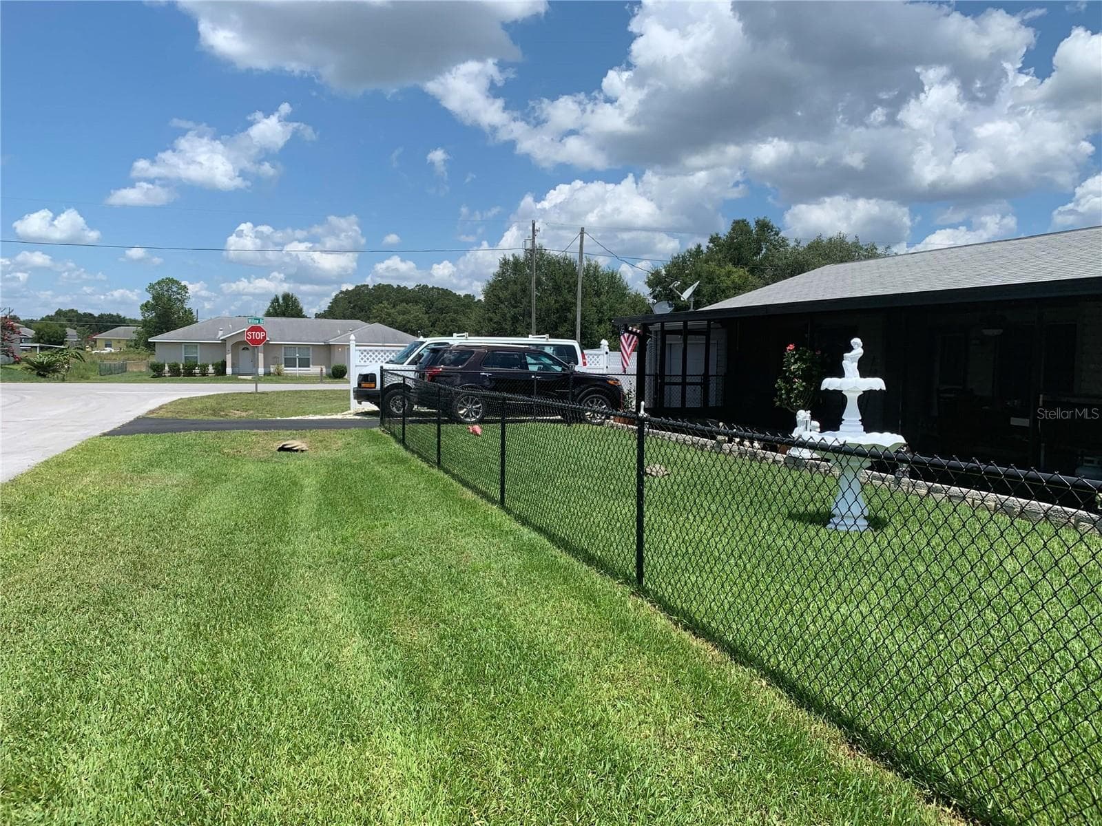 Single Family Residence at 1 WILLOW CT, OCALA, photo 4 of 33