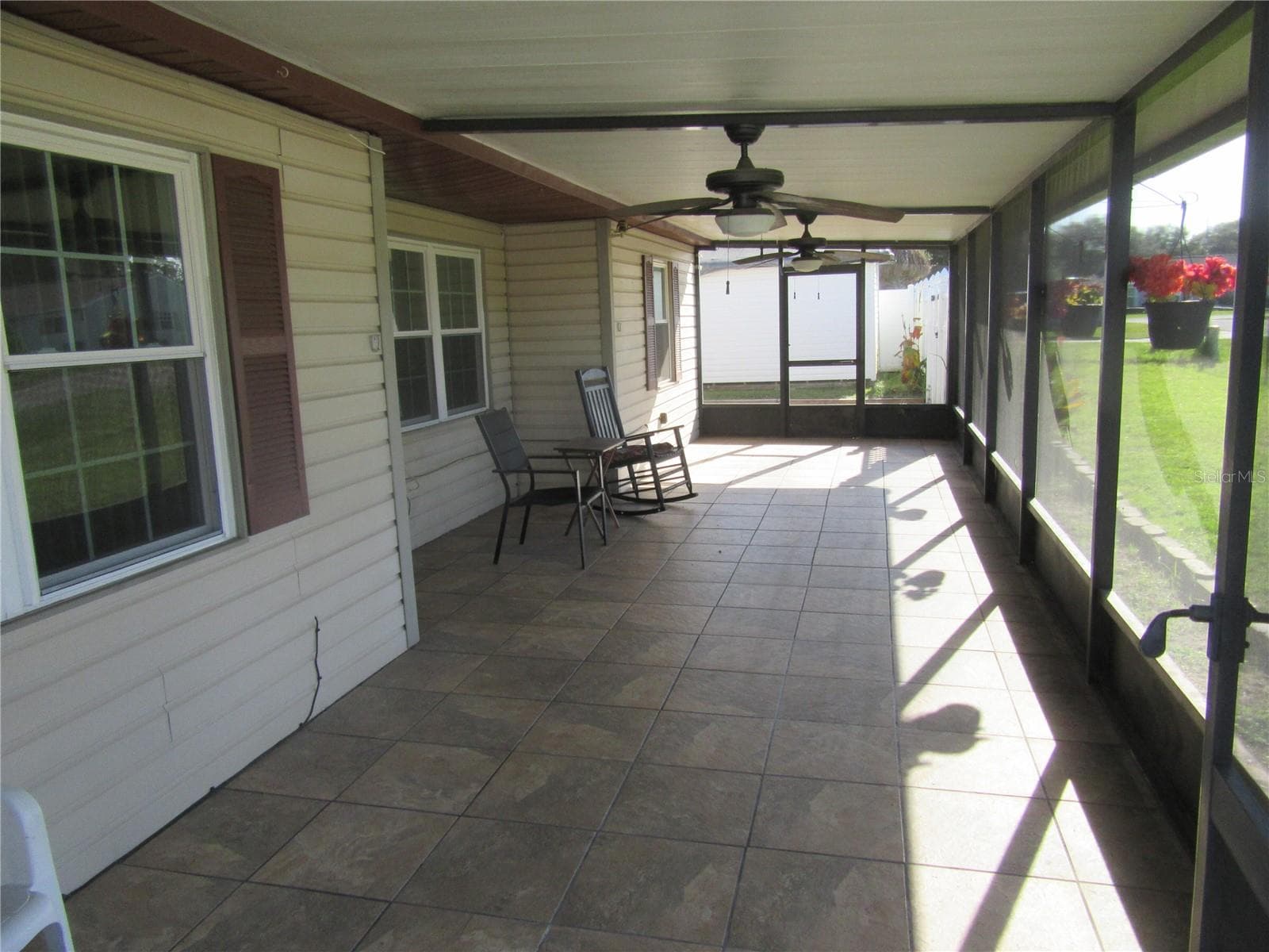 Single Family Residence at 1 WILLOW CT, OCALA, photo 14 of 33