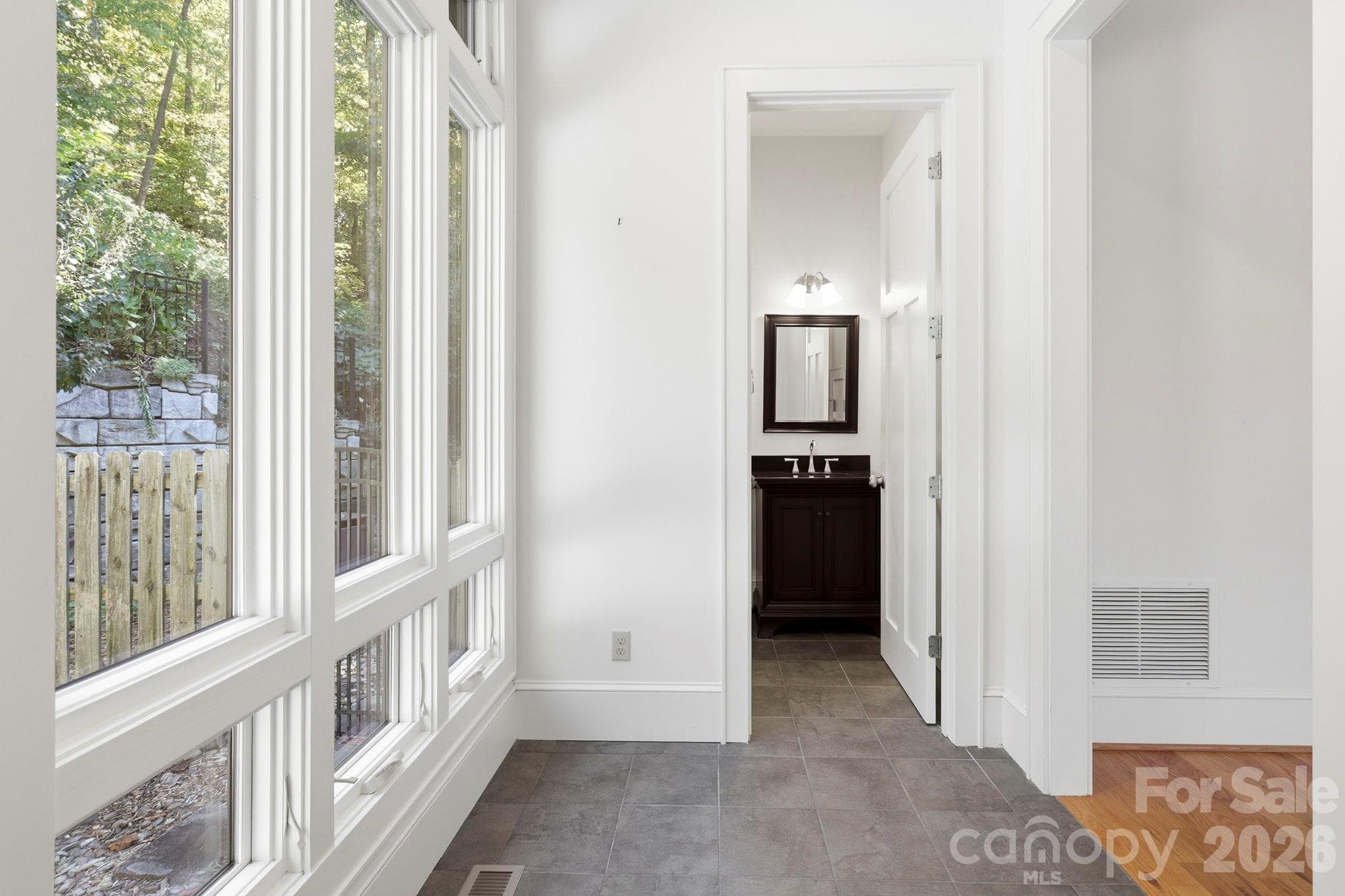 Foyer - 39 Williams Cove Road, Black Mountain