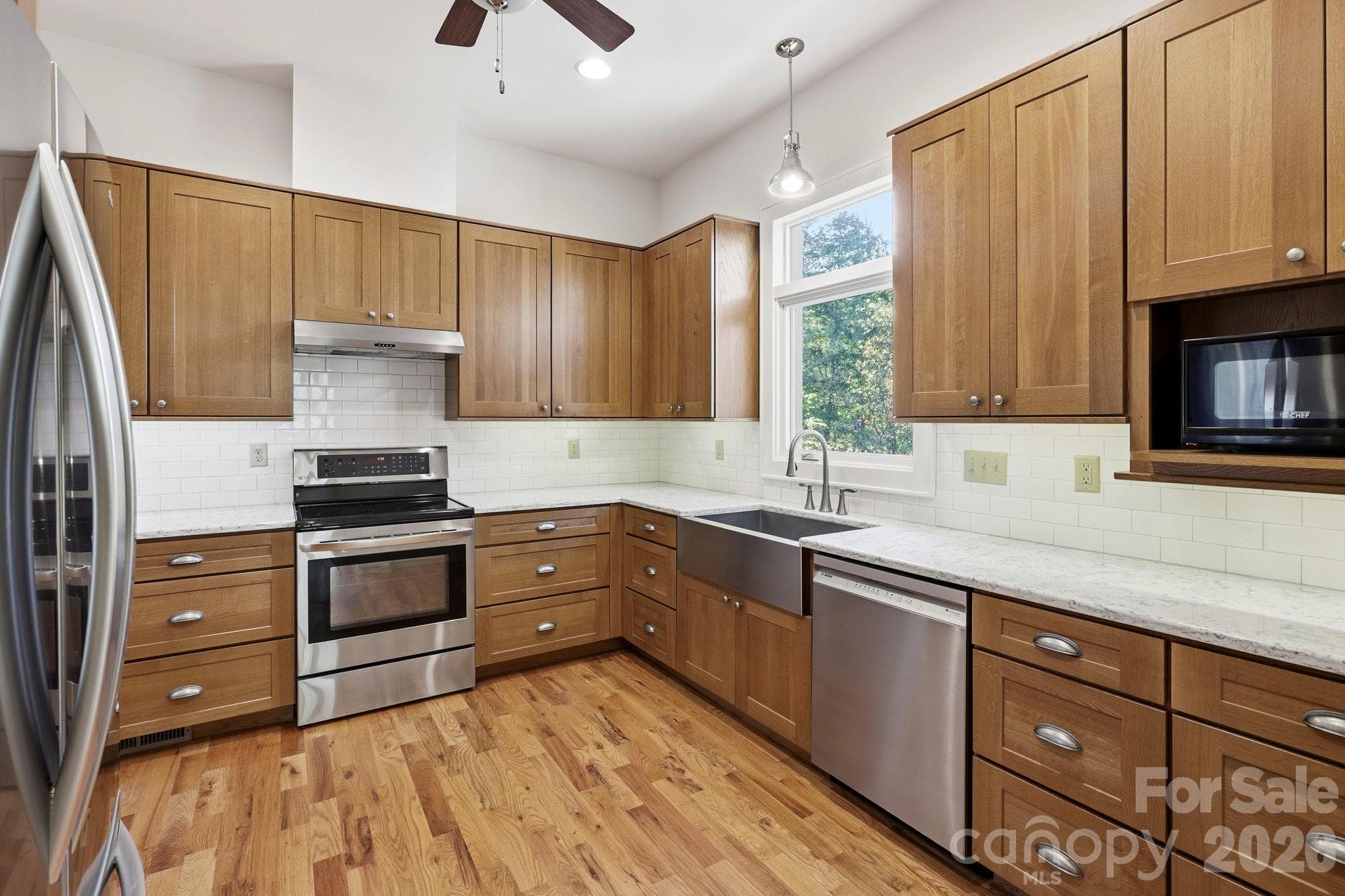 Gourmet Kitchen with Stainless Steel Appliainces - 39 Williams Cove Road, Black Mountain