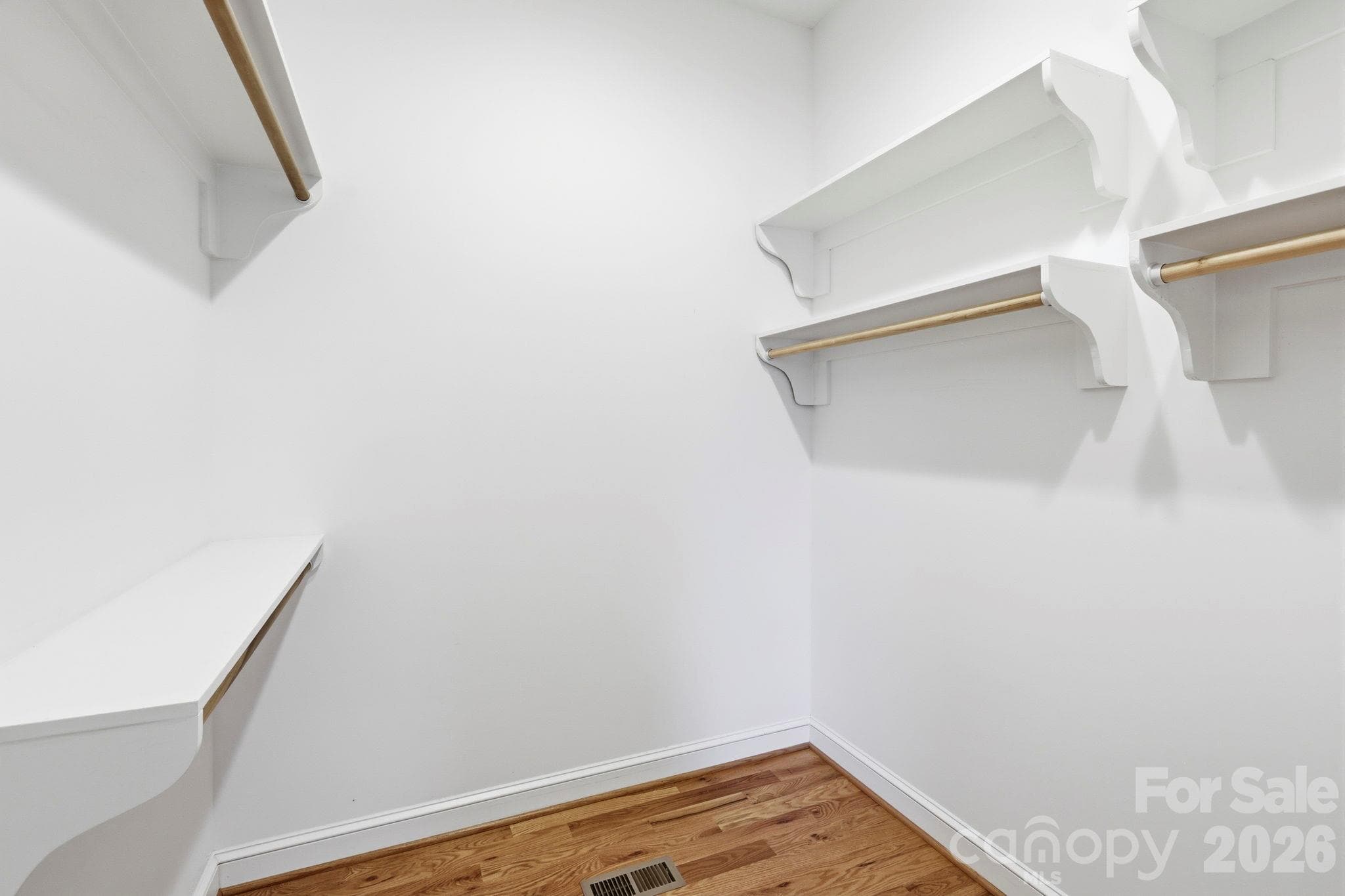 Primary Bedroom Walk in Closet - 39 Williams Cove Road, Black Mountain