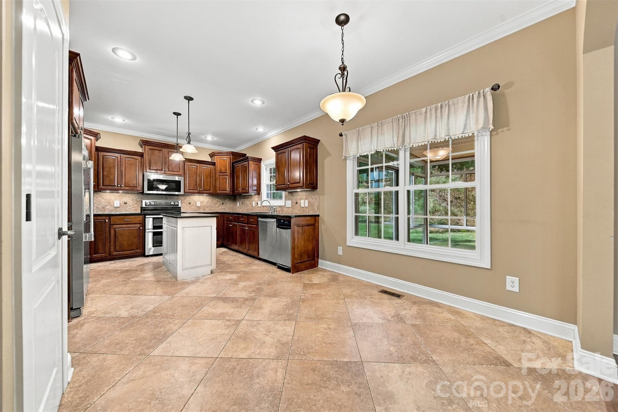 Single Family Residence at 1216 Fox Chase Drive, Newton, photo 13 of 46