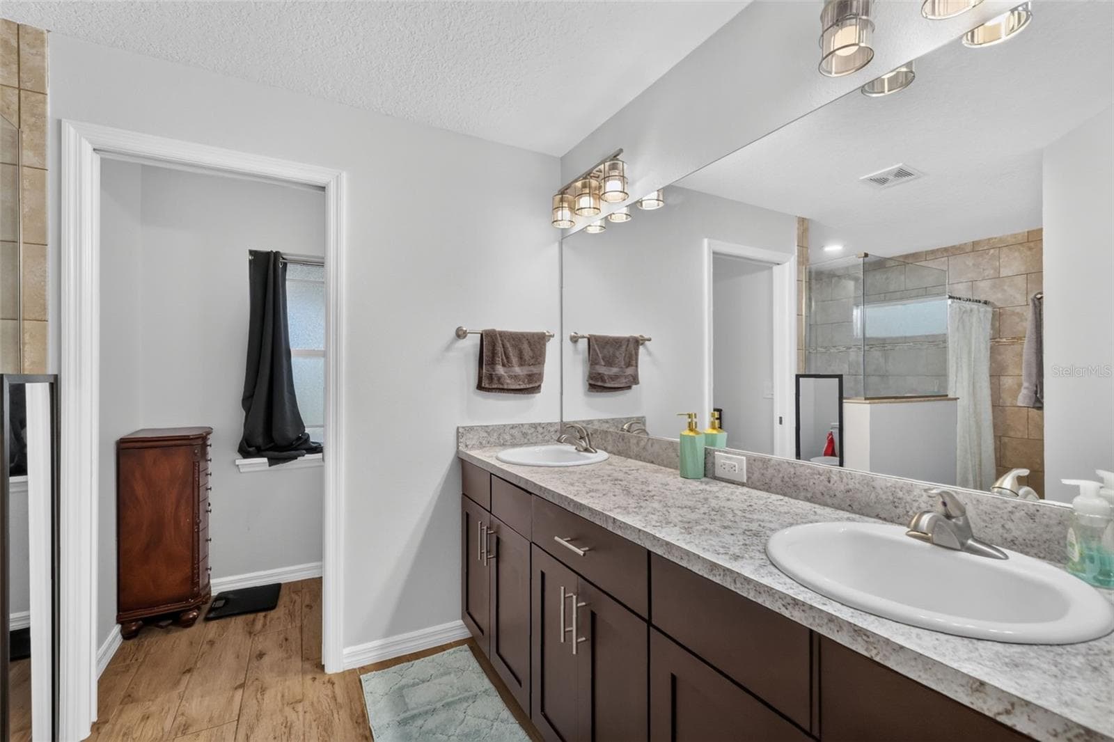 Single Family Residence at 3074 COUNTY ROAD 521, WILDWOOD, photo 9 of 19