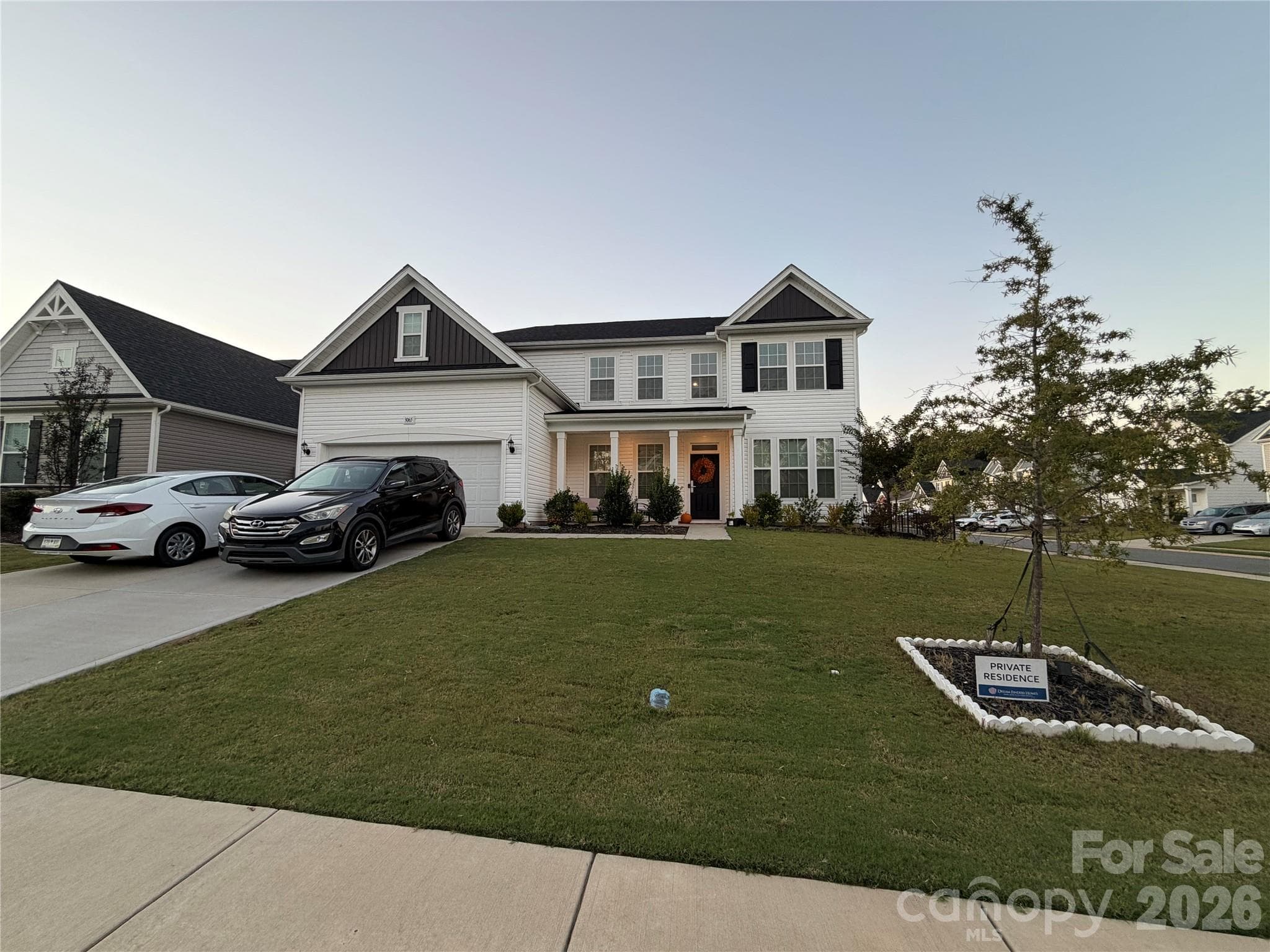 Single Family Residence at 3065 Oxtail Court, Rock Hill, photo 3 of 46