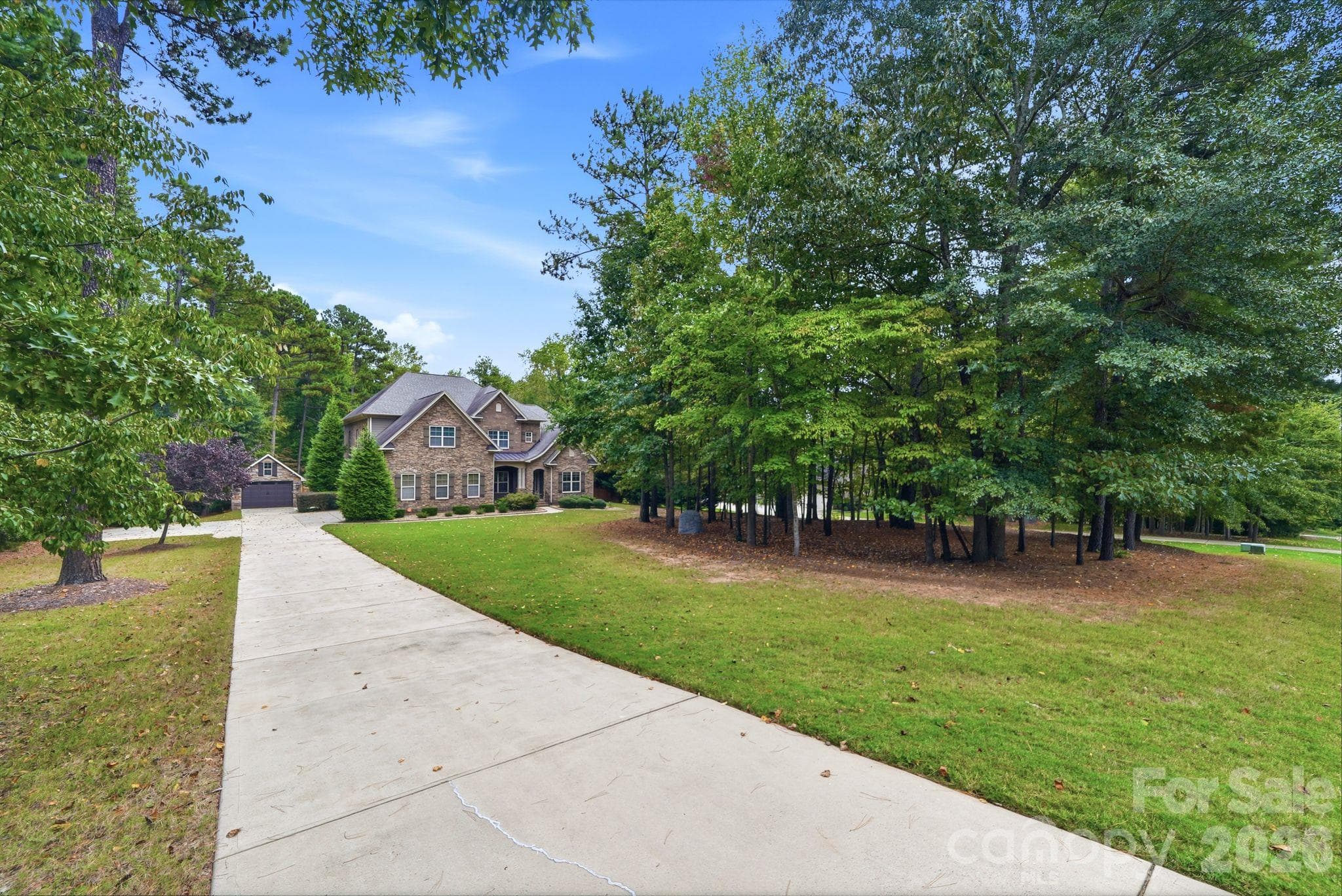Single Family Residence at 631 May Green Drive, Clover, photo 6 of 48