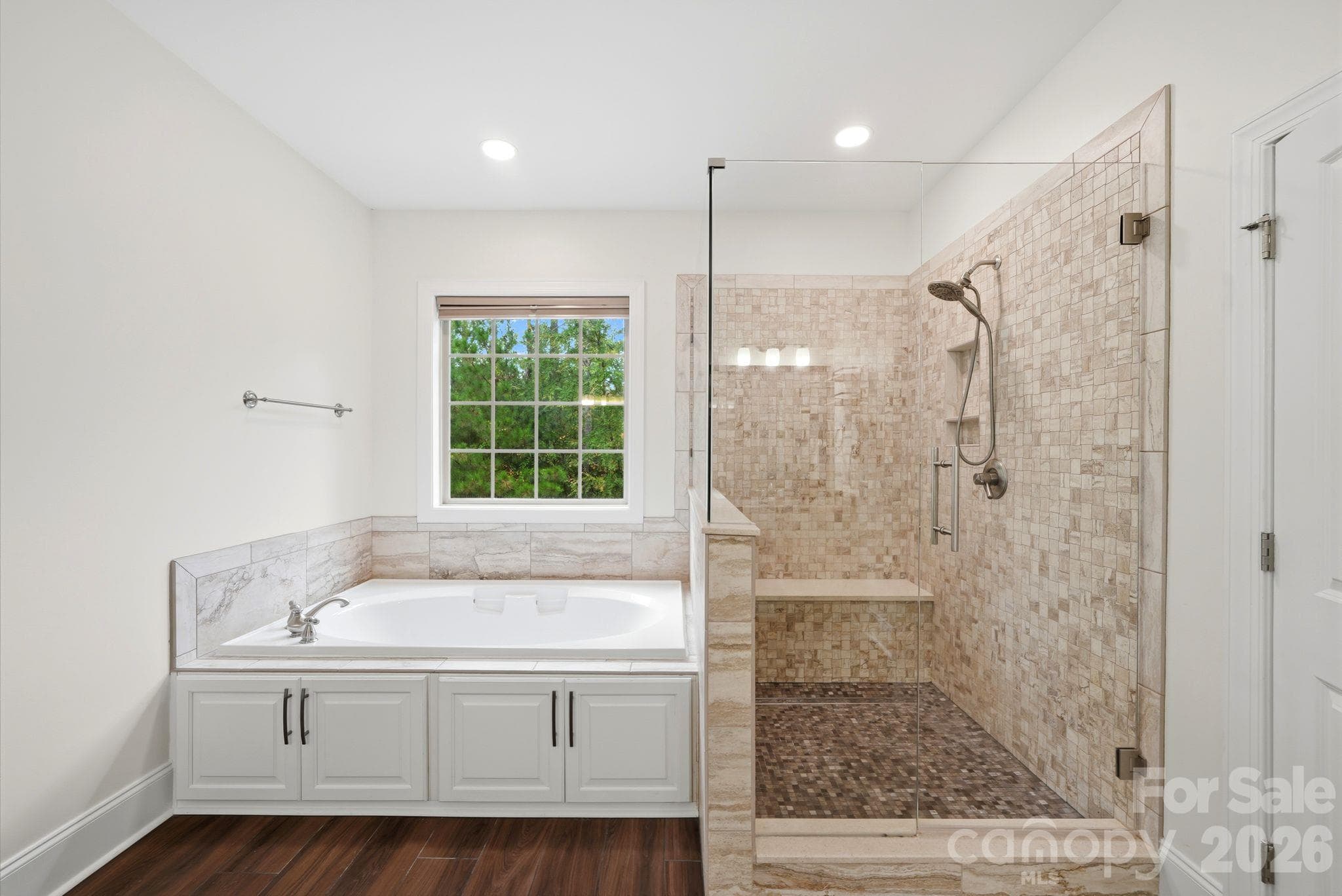 Upstairs Primary Bath - 631 May Green Drive, Clover