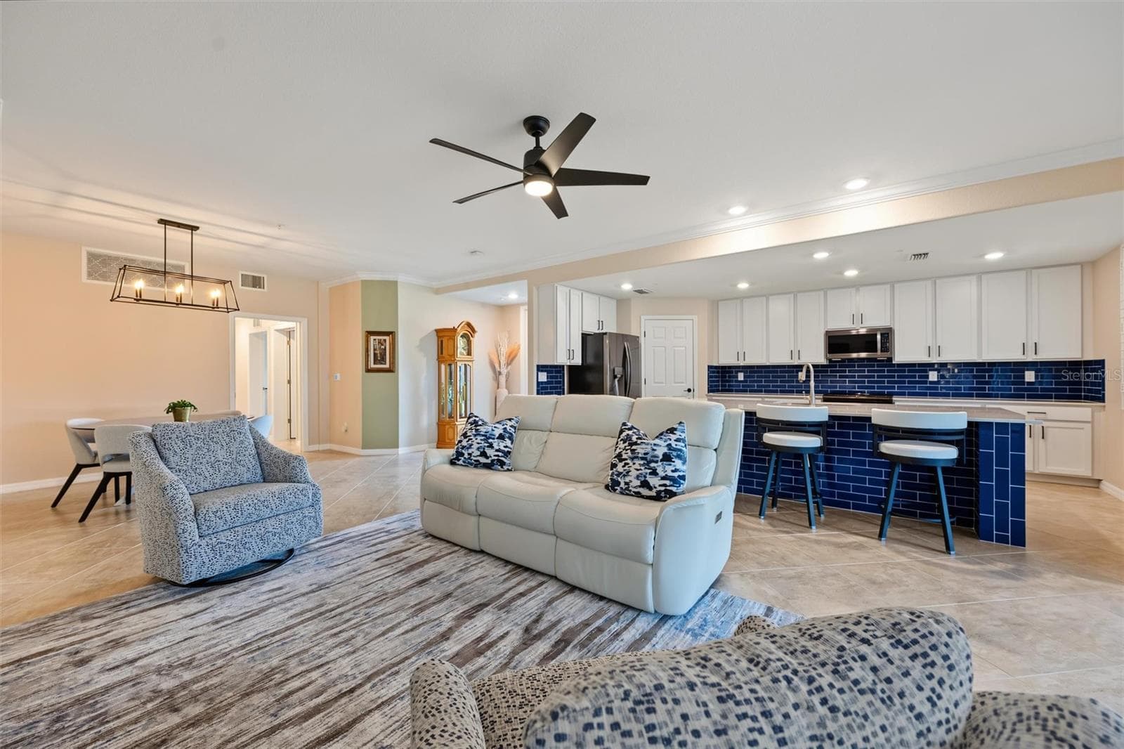 Condominium at 1017 TIDEWATER SHORES LOOP #1017, BRADENTON, photo 11 of 88