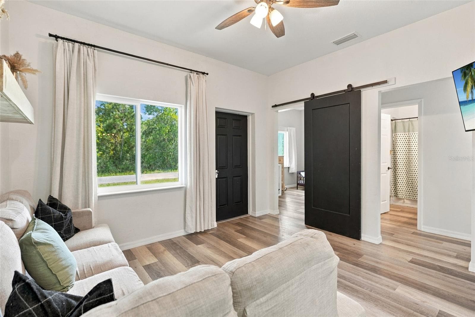 Single Family Residence at 11265 3RD AVE, PUNTA GORDA, photo 4 of 42