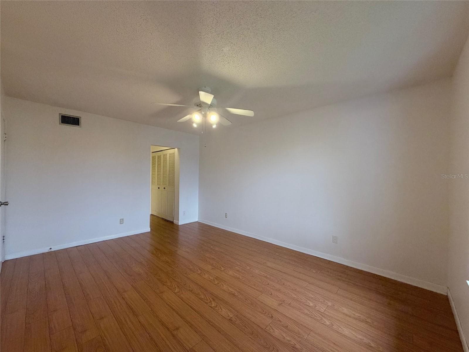 Condominium at 8209 SUN SPRING CIR #73, ORLANDO, photo 7 of 15