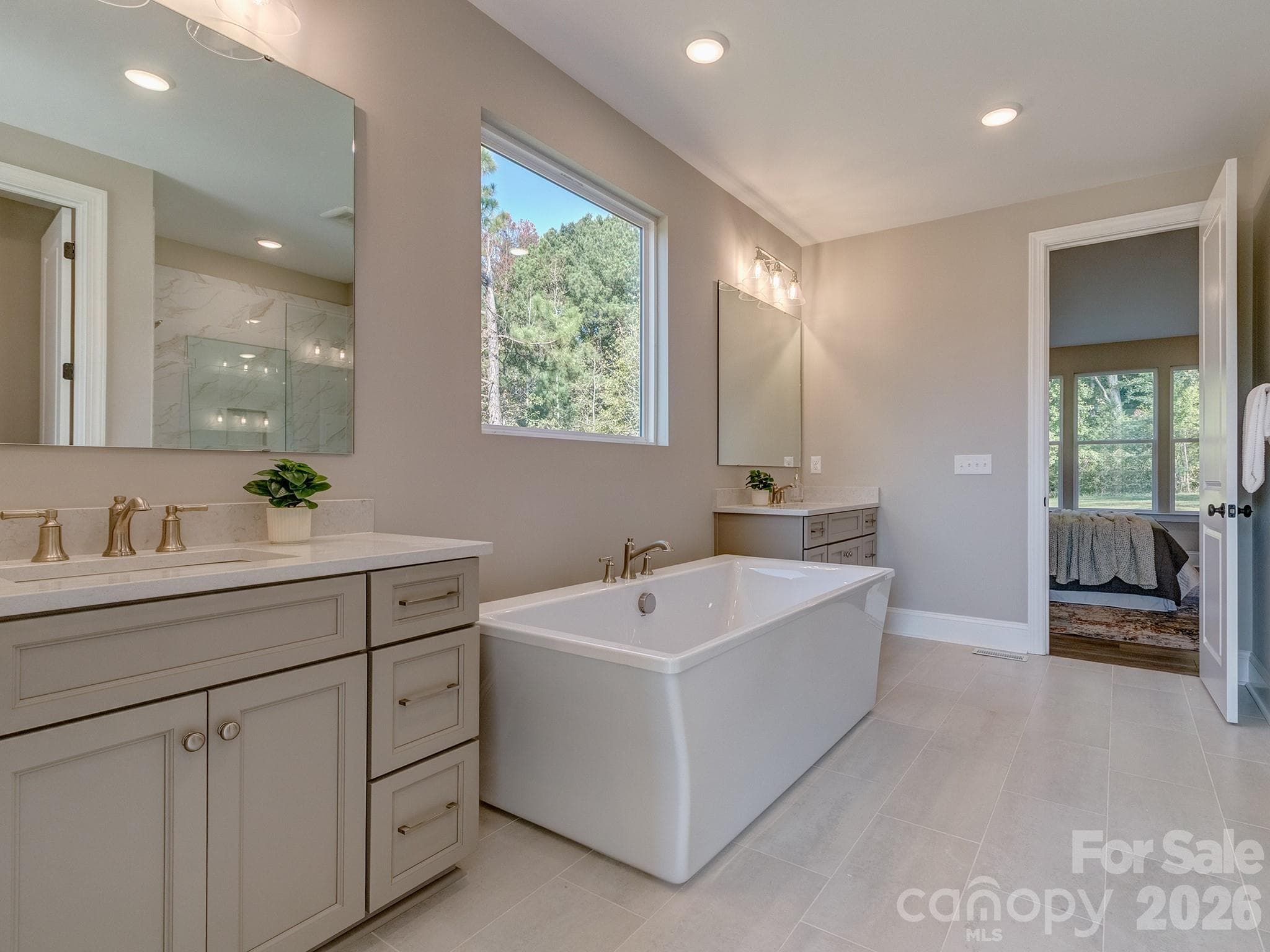 Single Family Residence at 518 Edmunds Lane, Clover, photo 18 of 36
