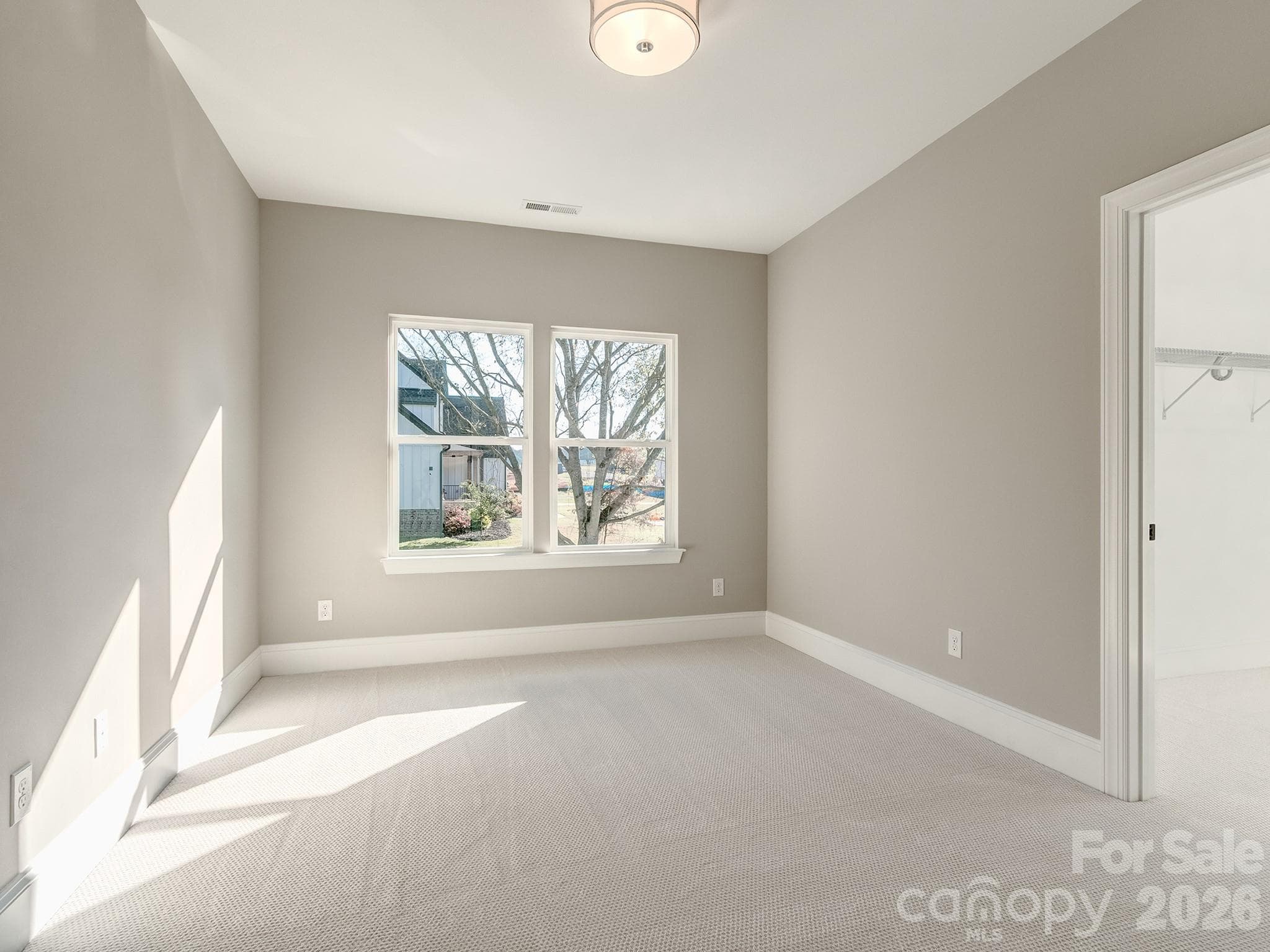 Single Family Residence at 518 Edmunds Lane, Clover, photo 25 of 36
