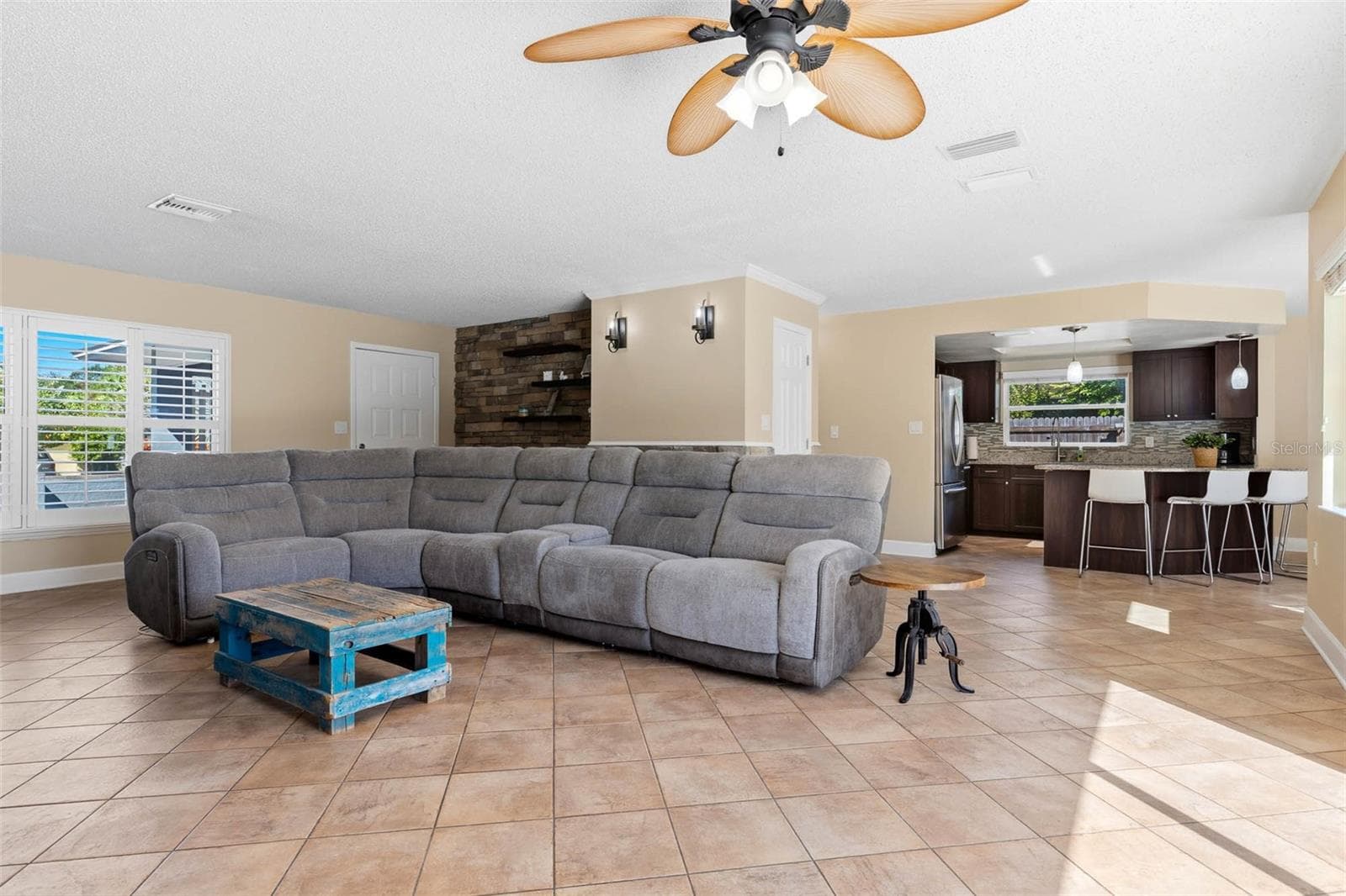 Single Family Residence at 3427 GLOSSY IBIS CT, PALM HARBOR, photo 4 of 40