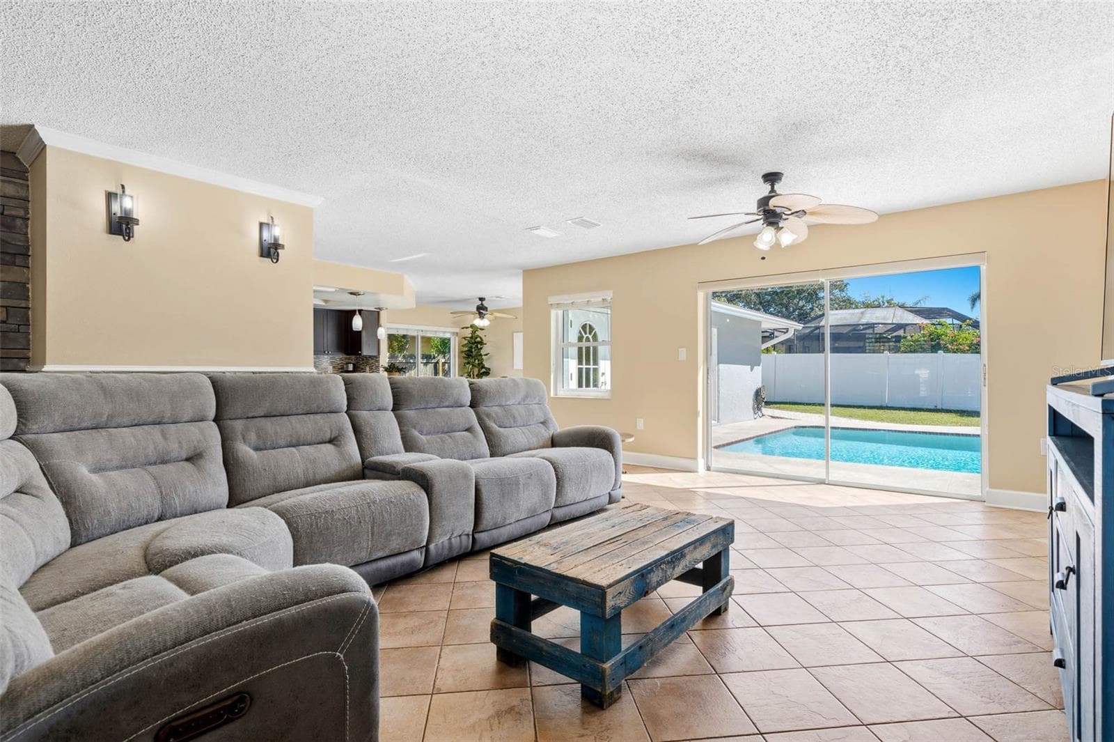 Single Family Residence at 3427 GLOSSY IBIS CT, PALM HARBOR, photo 5 of 40
