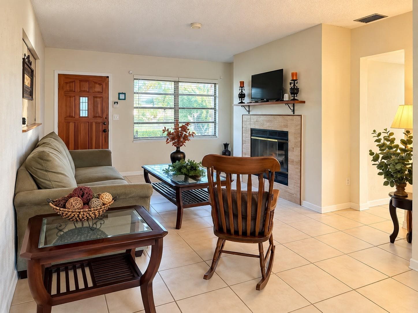 Single Family Residence at 3508 CRYSTAL ST, GOTHA, photo 7 of 33