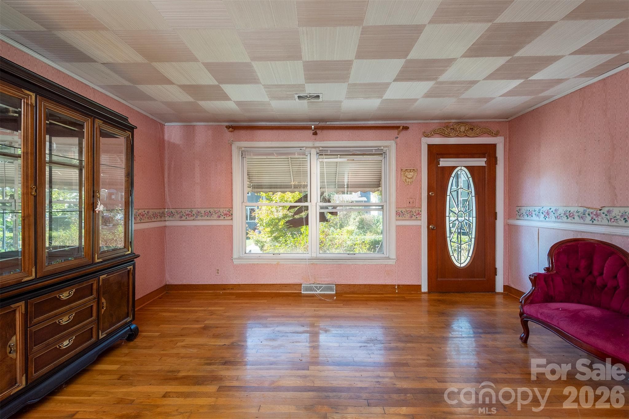 Single Family Residence at 163 Carrier Street, Asheville, photo 6 of 42