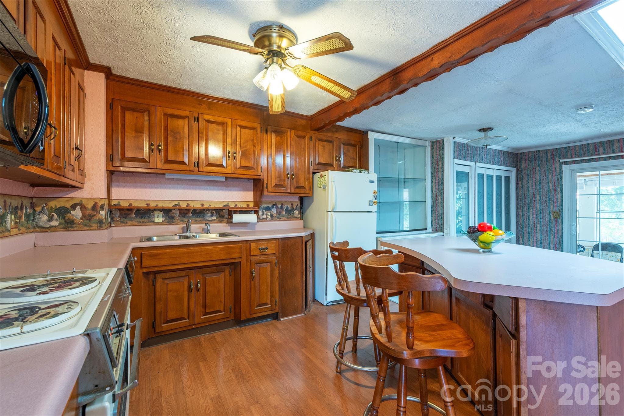 Single Family Residence at 163 Carrier Street, Asheville, photo 7 of 42