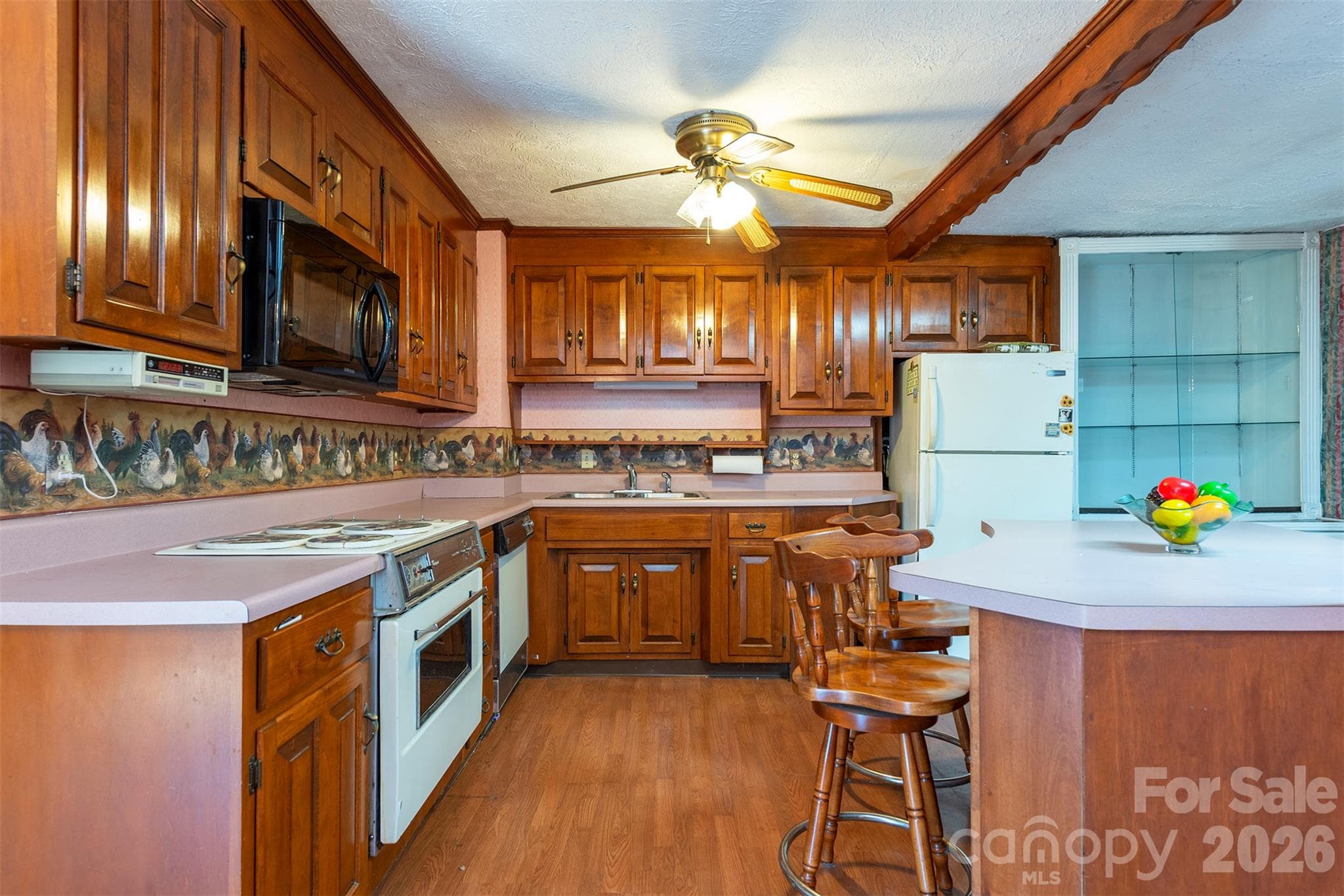 Single Family Residence at 163 Carrier Street, Asheville, photo 8 of 42