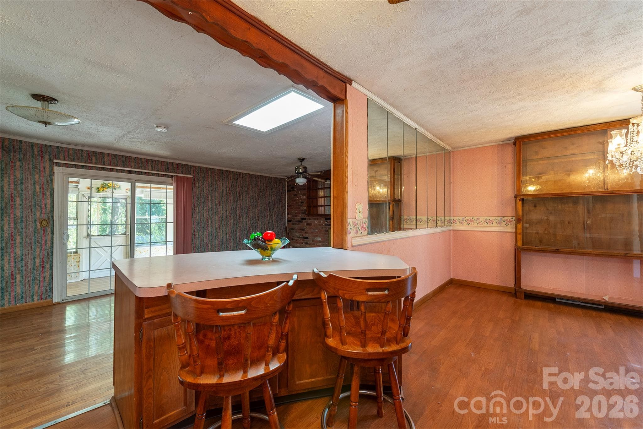 Single Family Residence at 163 Carrier Street, Asheville, photo 10 of 42