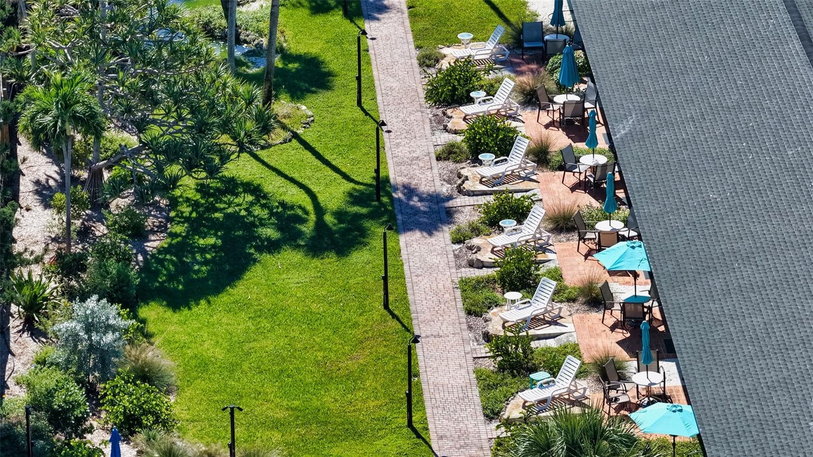 Single Family Residence at LONGBOAT KEY, LONGBOAT KEY, photo 8 of 10