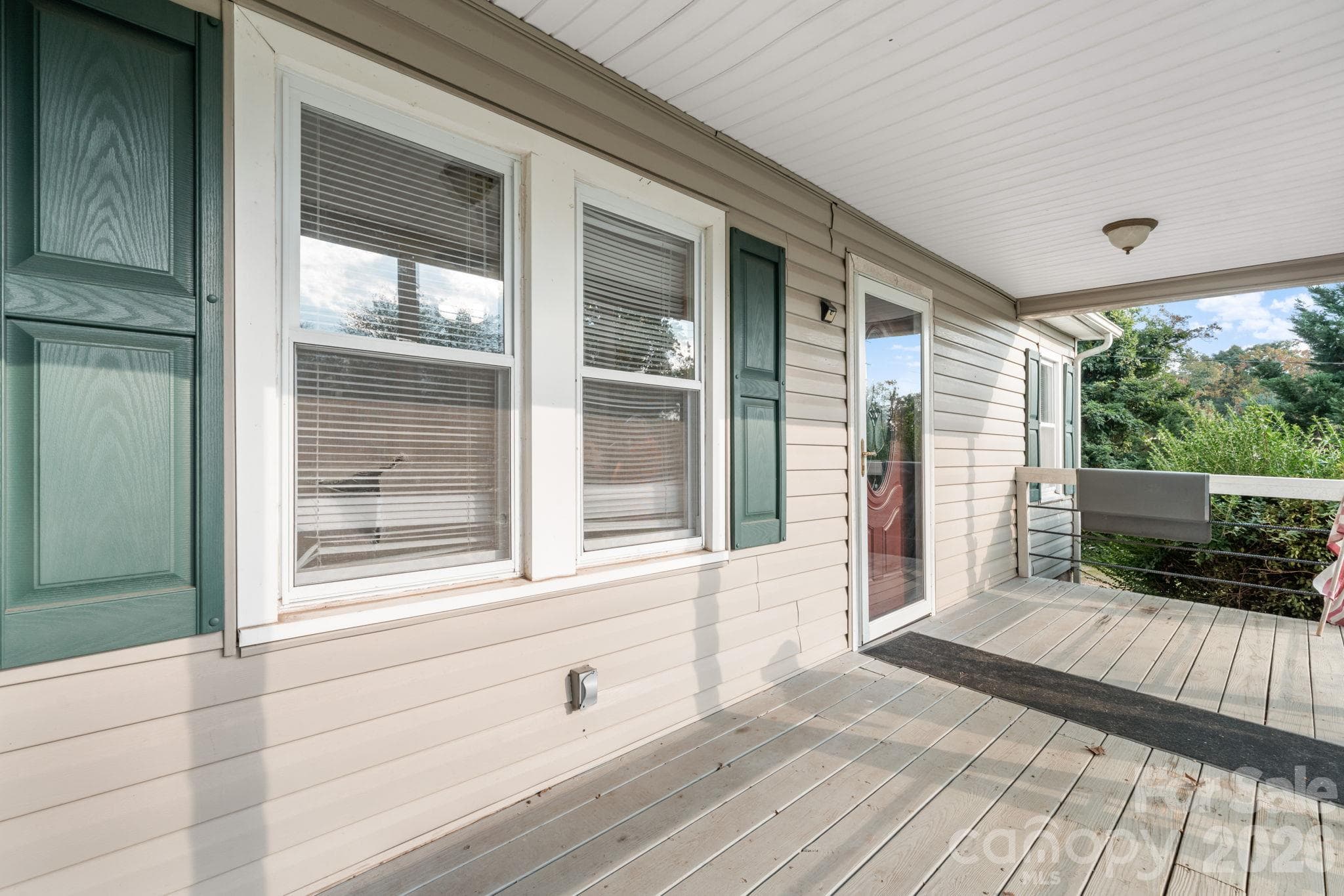 Single Family Residence at 617 Hawthorne Street, Hudson, photo 6 of 30