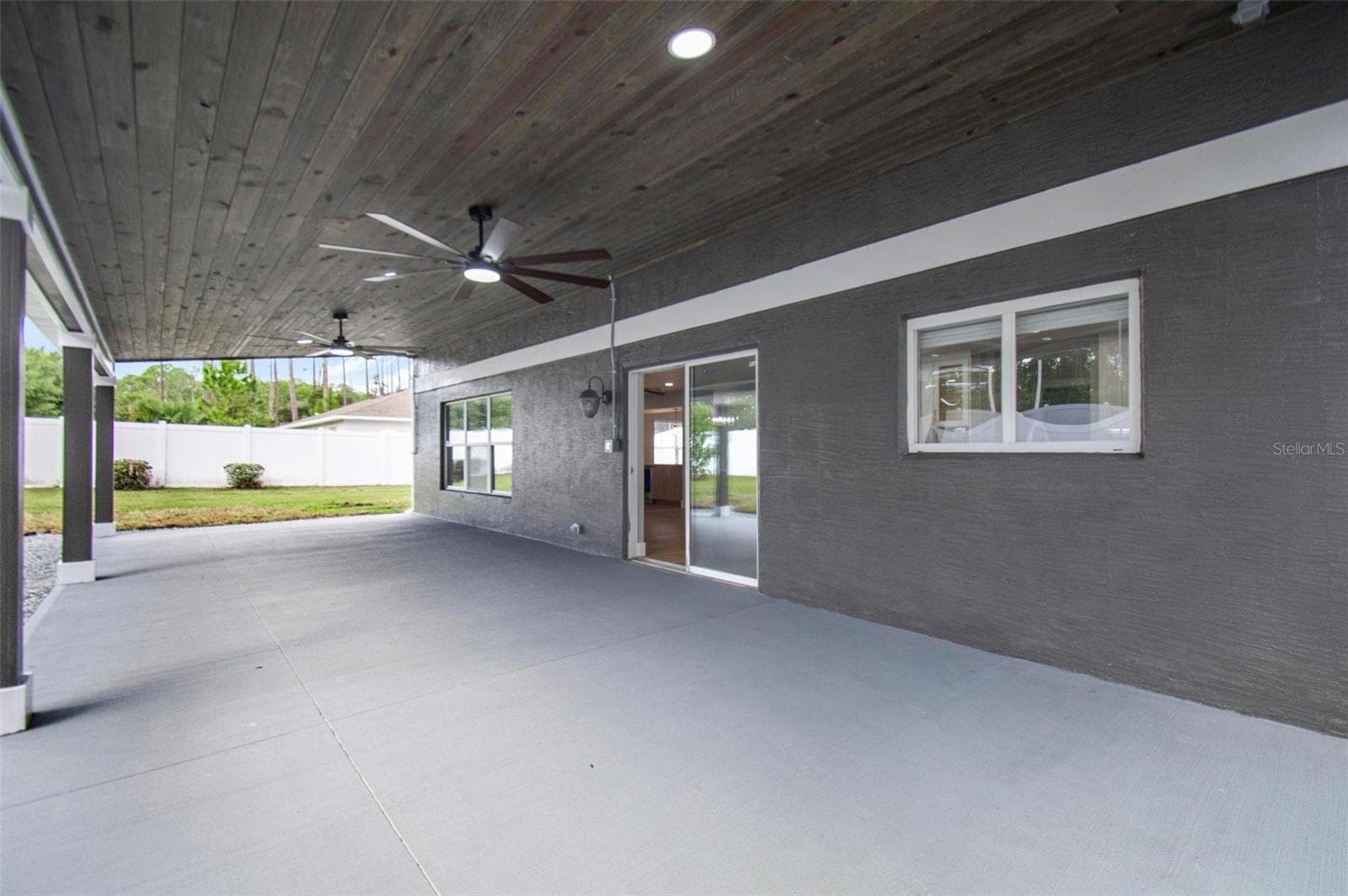Single Family Residence at 61 REIDSVILLE DR, PALM COAST, photo 59 of 81