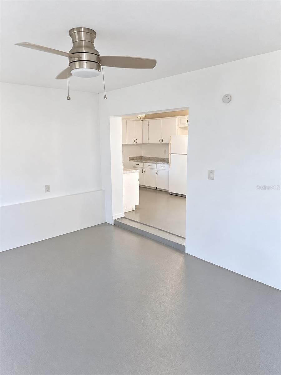 BACK ROOM / BONUS ROOM - 43 S BARBOUR ST, BEVERLY HILLS