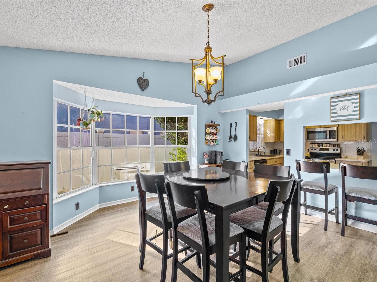Single Family Residence at 8350 ROYAL HART DR, NEW PORT RICHEY, photo 4 of 31