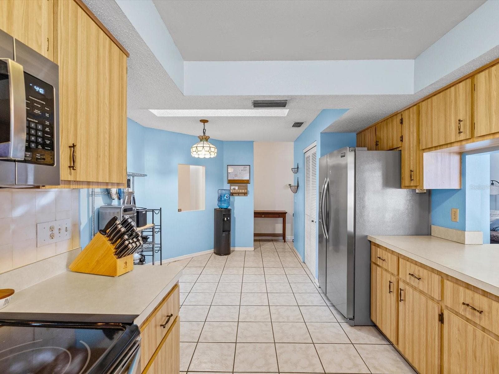Single Family Residence at 8350 ROYAL HART DR, NEW PORT RICHEY, photo 8 of 31