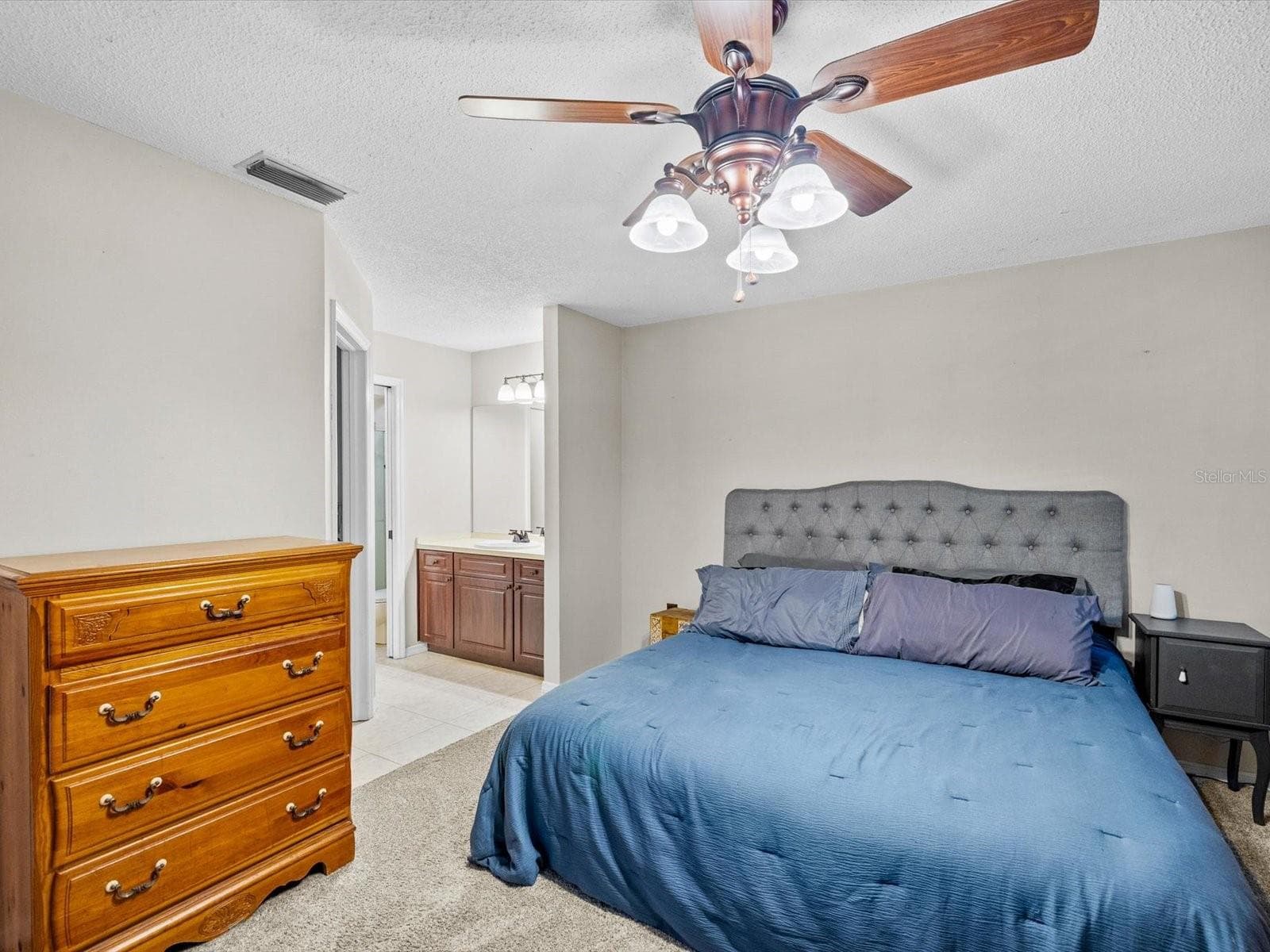 Single Family Residence at 8350 ROYAL HART DR, NEW PORT RICHEY, photo 12 of 31