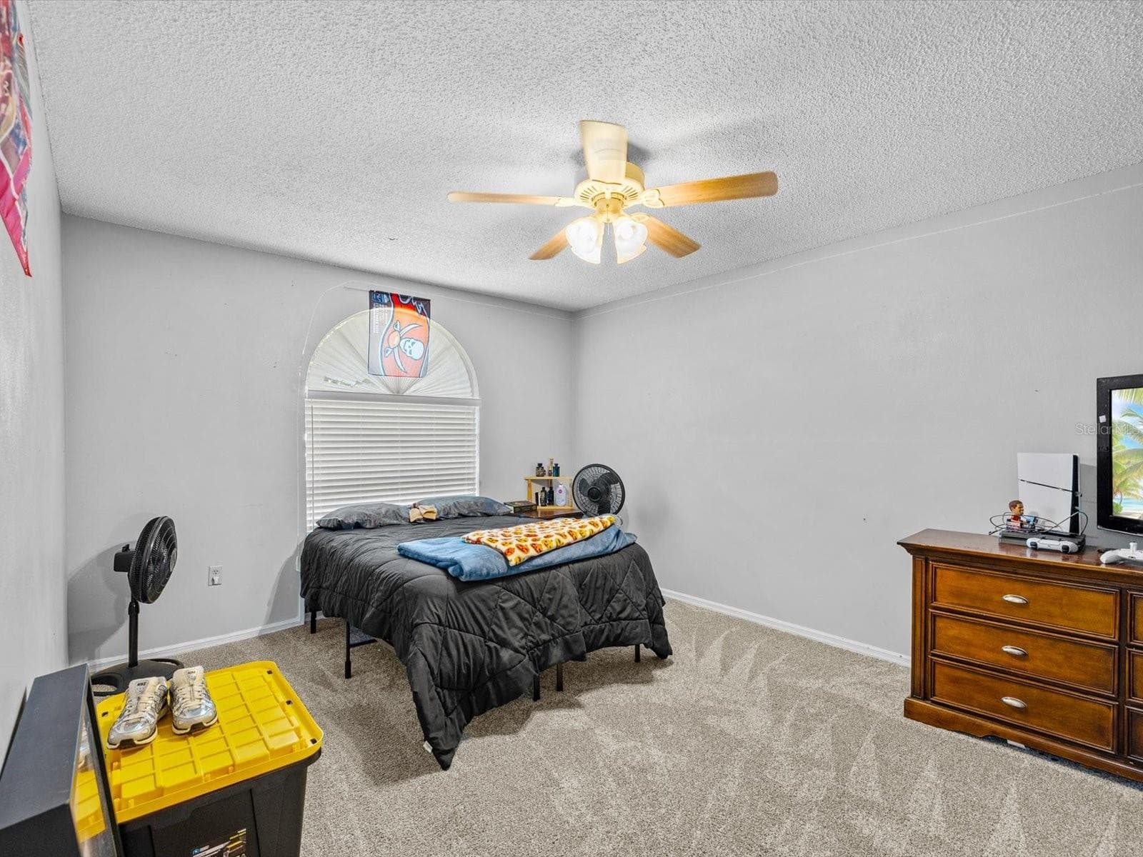 Single Family Residence at 8350 ROYAL HART DR, NEW PORT RICHEY, photo 18 of 31