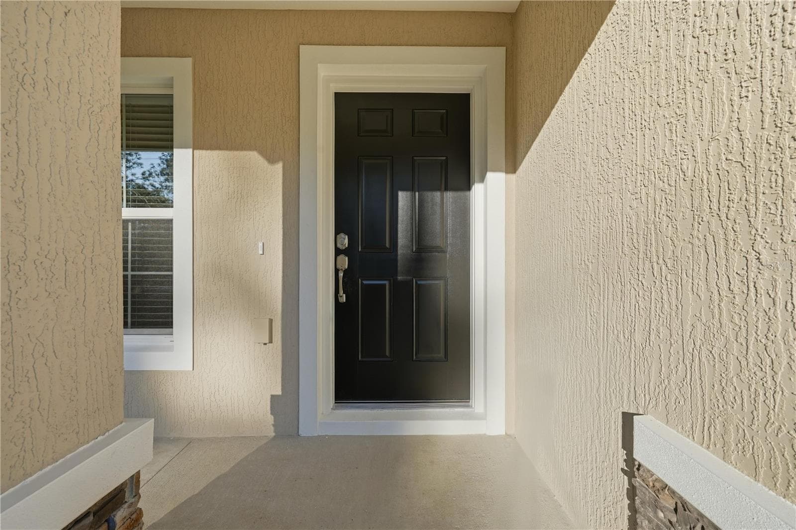 Single Family Residence at 670 SW WINDING HILLS RD, DUNNELLON, photo 3 of 45