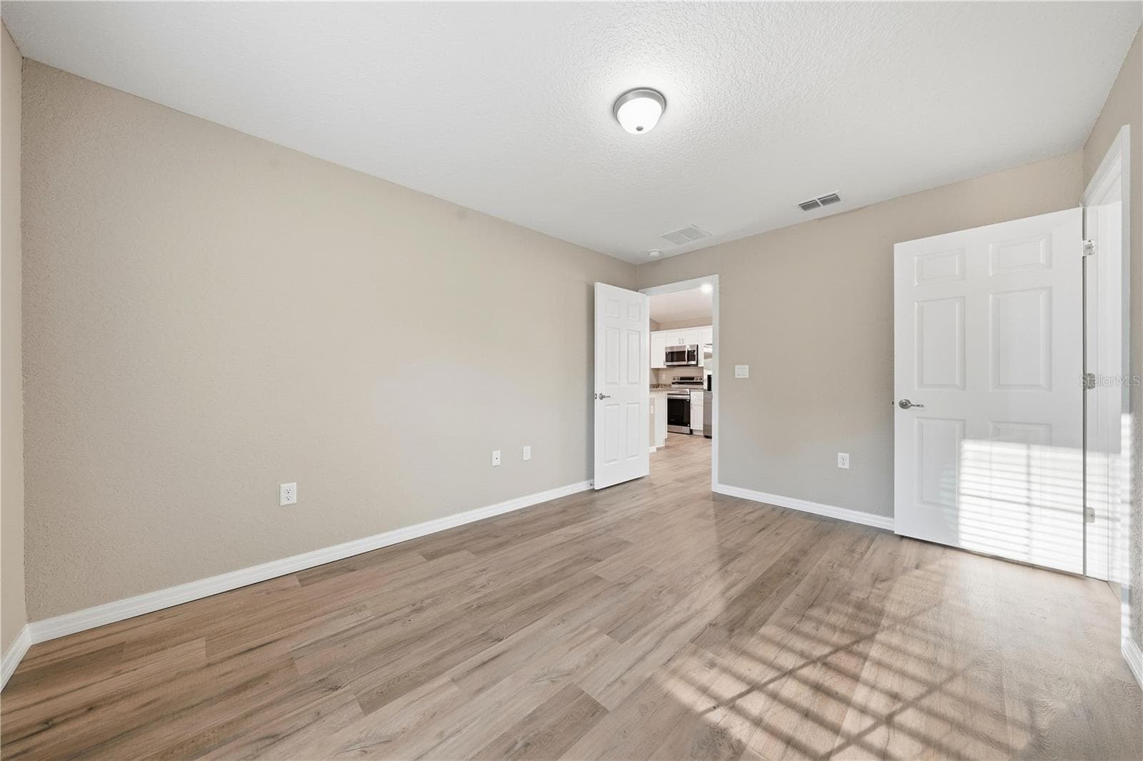 Single Family Residence at 670 SW WINDING HILLS RD, DUNNELLON, photo 15 of 45