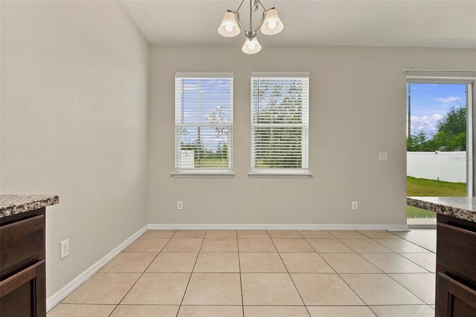 Single Family Residence at 1135 GARRETT GILLIAM DR, OCOEE, photo 16 of 40