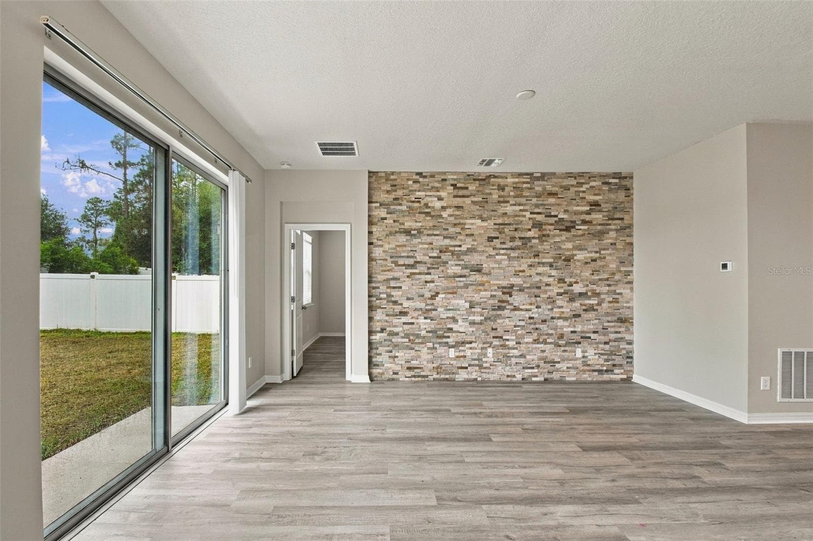 Single Family Residence at 1135 GARRETT GILLIAM DR, OCOEE, photo 20 of 40