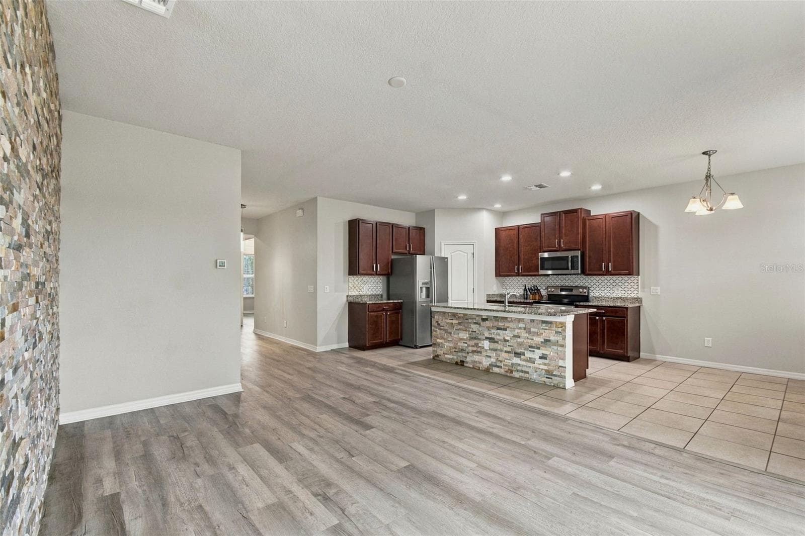 Single Family Residence at 1135 GARRETT GILLIAM DR, OCOEE, photo 21 of 40