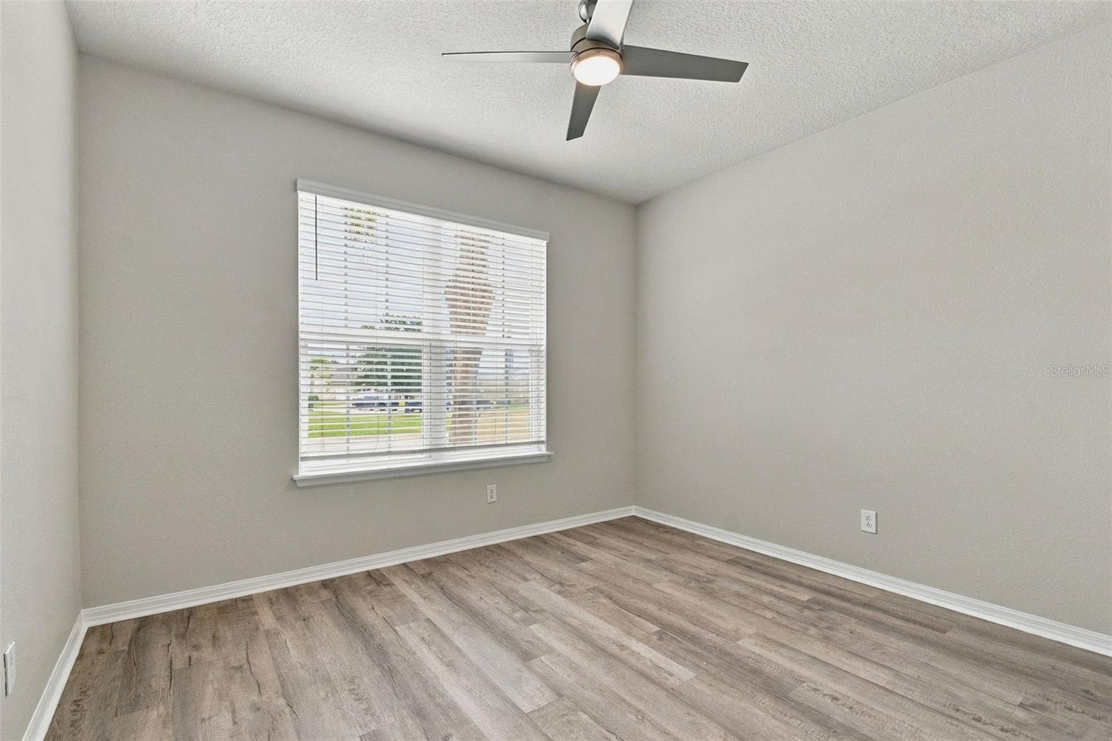 Single Family Residence at 1135 GARRETT GILLIAM DR, OCOEE, photo 32 of 40