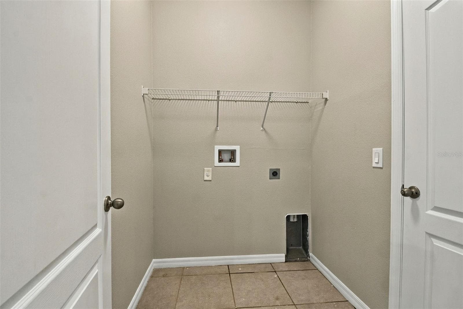 Single Family Residence at 1135 GARRETT GILLIAM DR, OCOEE, photo 34 of 40