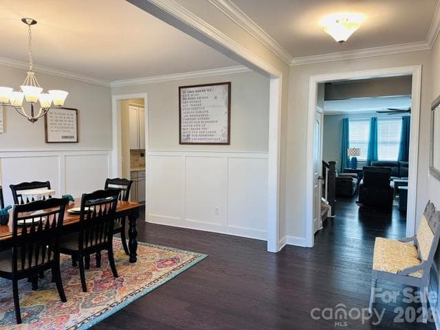 Single Family Residence at 1300 Oakhurst Drive, Waxhaw, photo 5 of 21