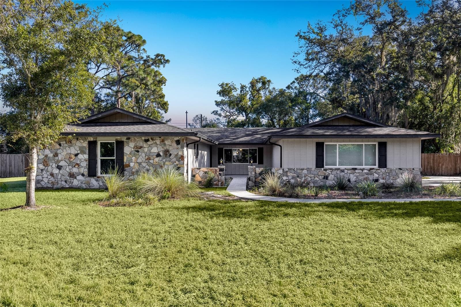 Single Family Residence at 207 ROYAL OAKS CIR, LONGWOOD, photo 32 of 52