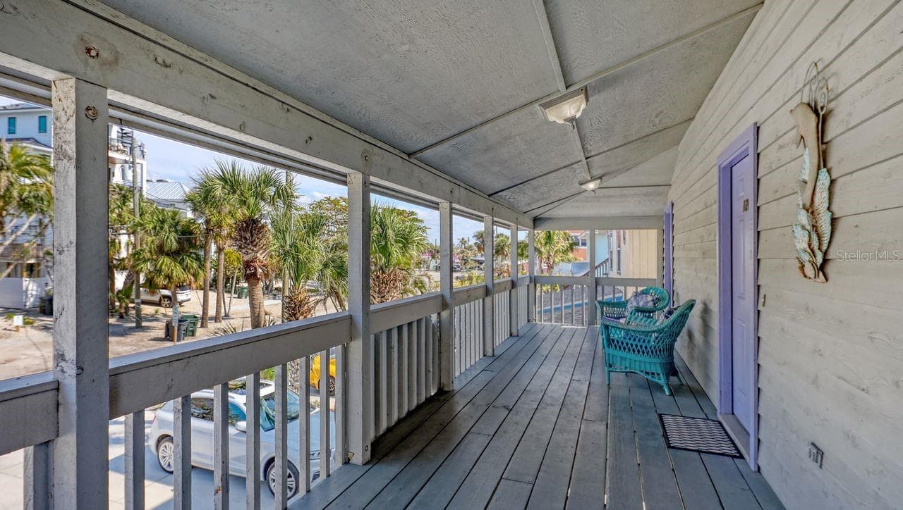 Duplex at 126 AVENIDA VENECCIA, SARASOTA, photo 3 of 67