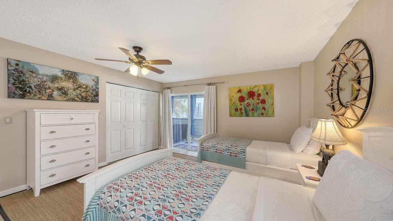 Duplex at 126 AVENIDA VENECCIA, SARASOTA, photo 12 of 67