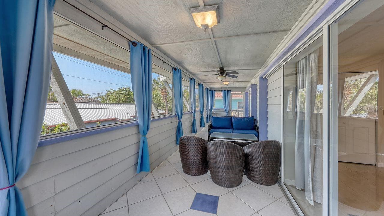 Duplex at 126 AVENIDA VENECCIA, SARASOTA, photo 21 of 67