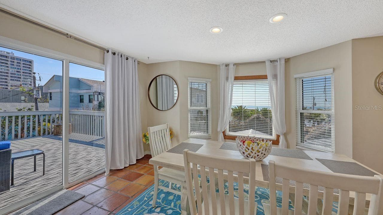 Duplex at 126 AVENIDA VENECCIA, SARASOTA, photo 37 of 67