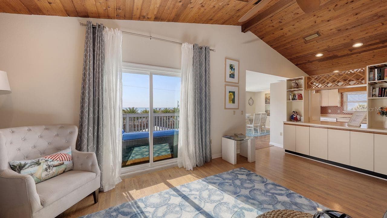 Duplex at 126 AVENIDA VENECCIA, SARASOTA, photo 44 of 67