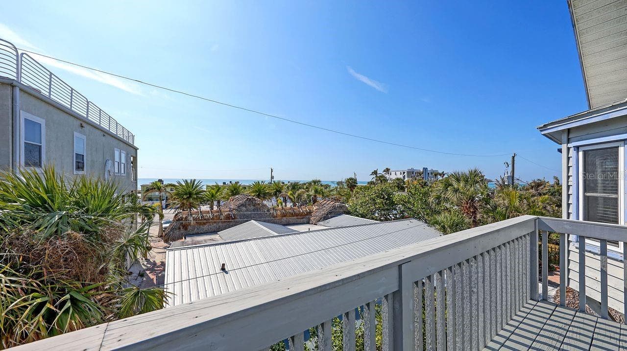 Duplex at 126 AVENIDA VENECCIA, SARASOTA, photo 48 of 67