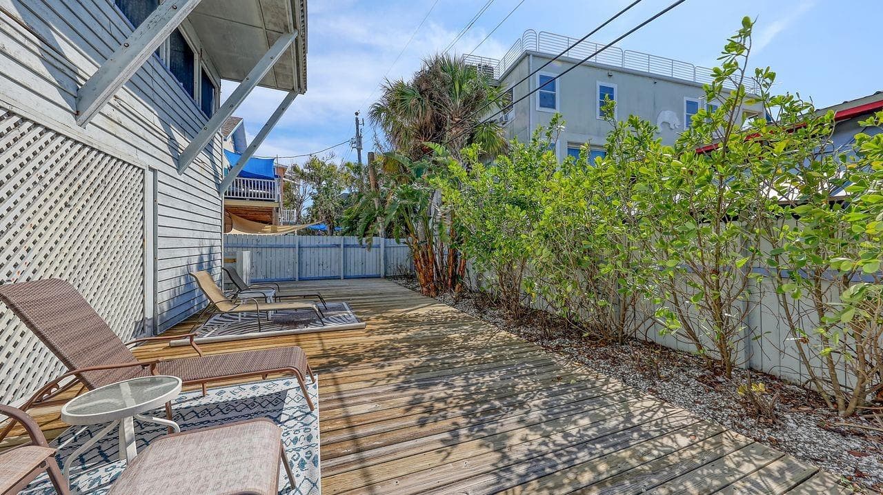 Duplex at 126 AVENIDA VENECCIA, SARASOTA, photo 54 of 67